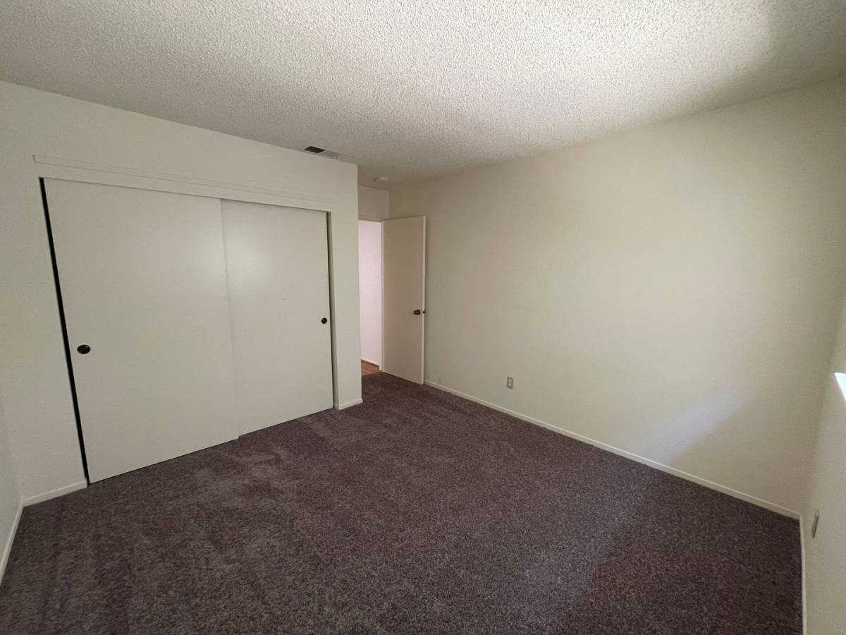 Townhouse for rent at 4830 Suncrest Way, Fair Oaks, CA 95628
