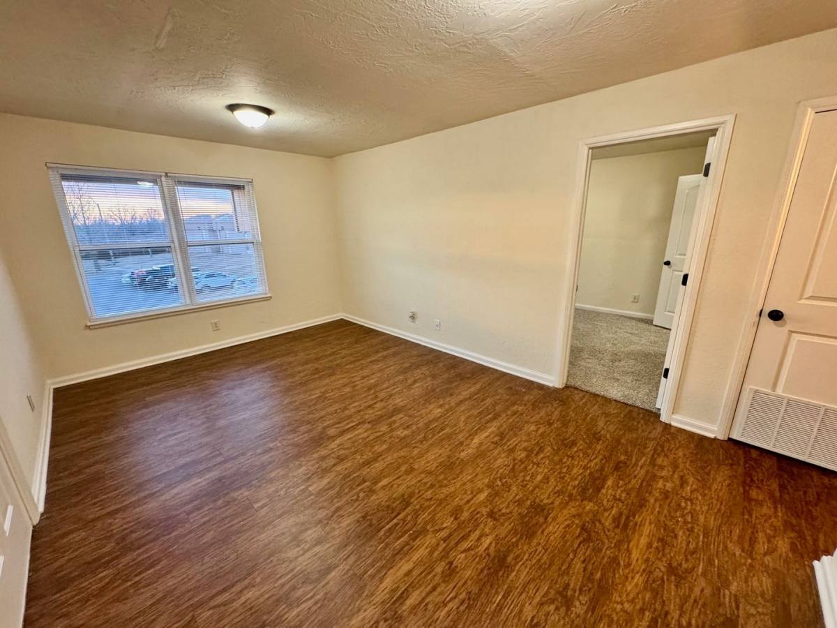 Apartment for rent at 801 N Willie Miner Ave, El Reno, OK 73036