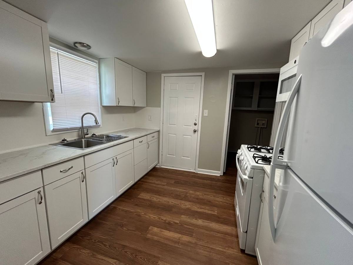 Apartment for rent at 207 E 1st St, Laurel, MT 59044