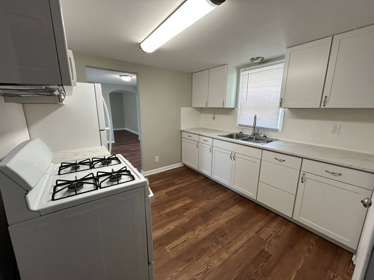 Apartment for rent at 207 E 1st St, Laurel, MT 59044