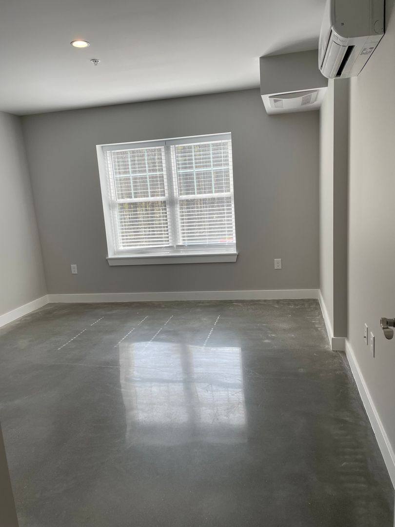 Apartment for rent at 579 S St, Fitchburg, MA 01420