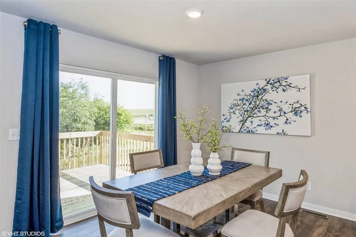 Townhouse for rent at 1407 NE Crossing Oak Dr, Ankeny, IA 50021
