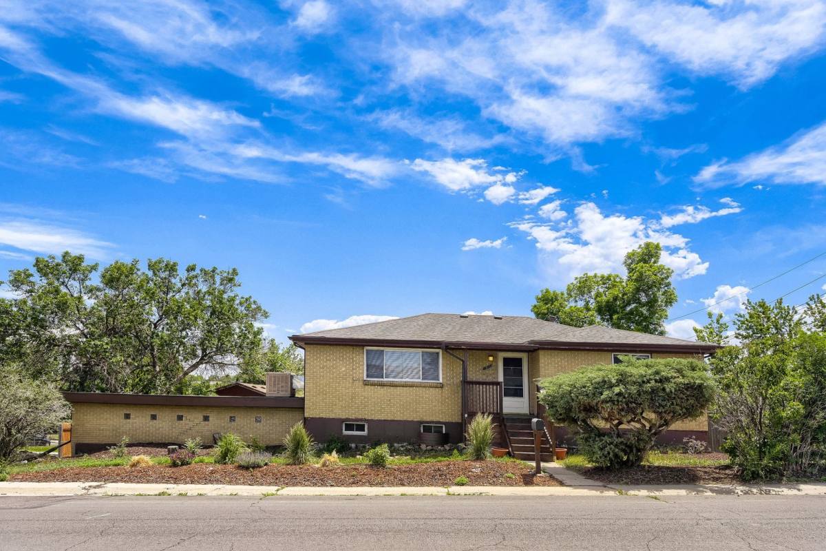 House for rent at 4800 W 9th Ave, Denver, CO 80204