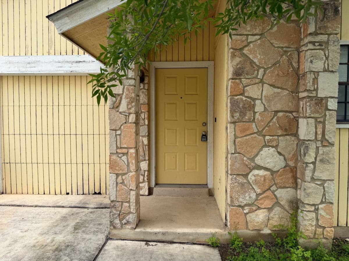 House for rent at 5926 Hidden Glade, San Antonio, TX 78250