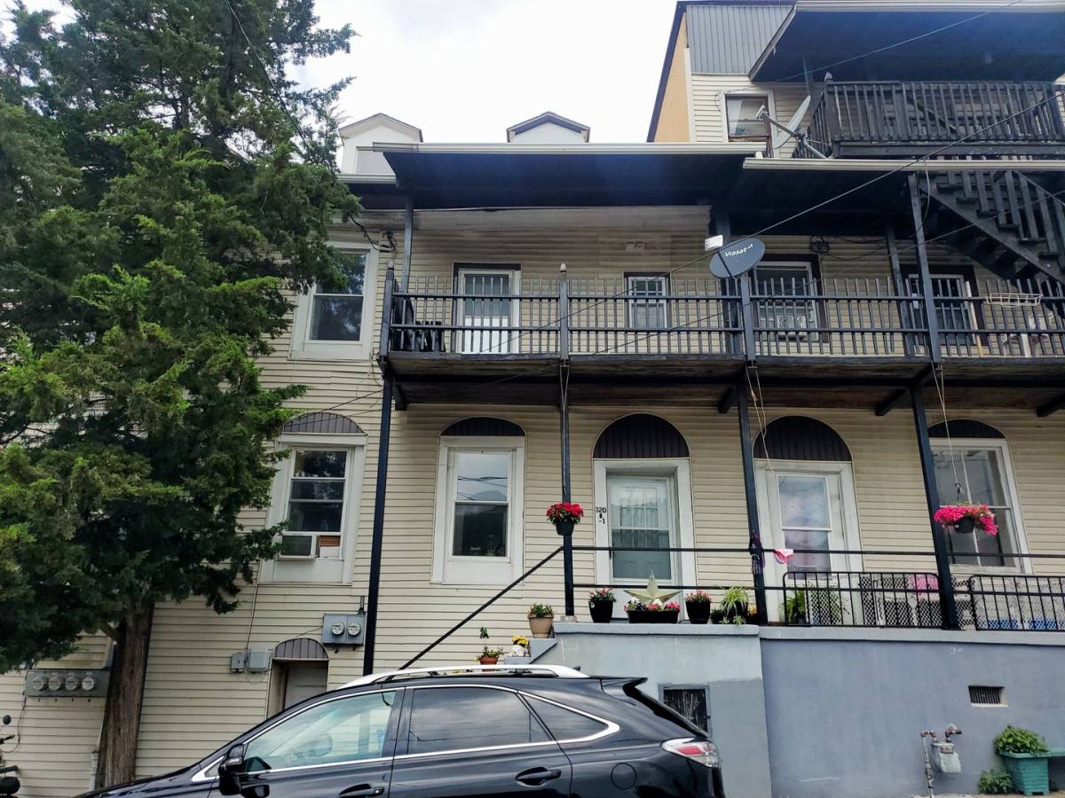 Apartment for rent at 320 Washington St, Pottsville, PA 17901