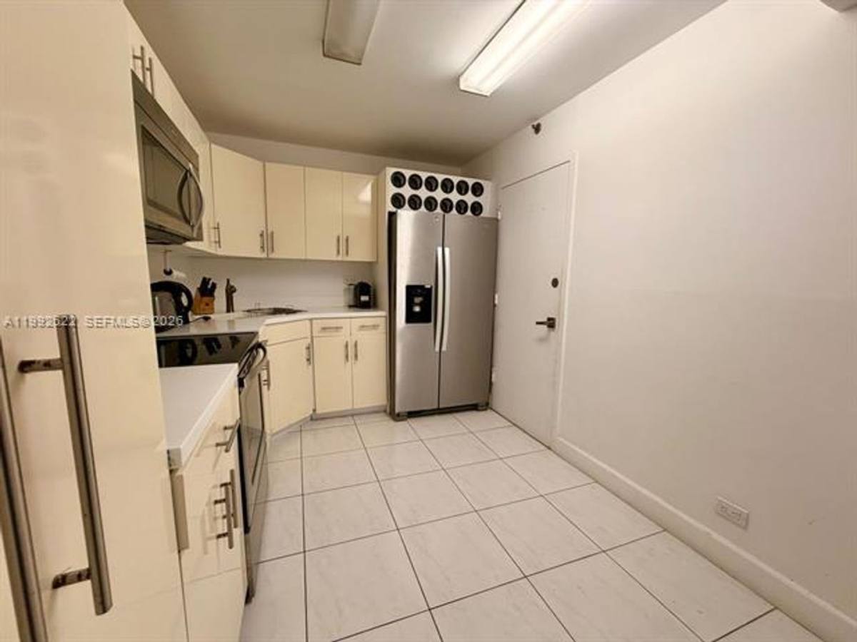 Condo for rent at 6039 Collins Ave, Miami Beach, FL 33140