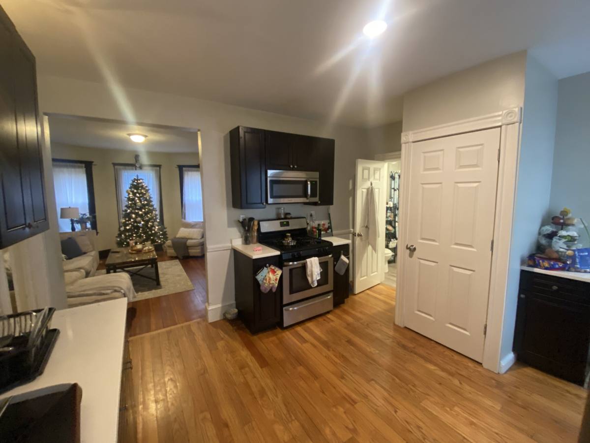 Apartment for rent at 10 Taft St #1, Dorchester, MA 02125