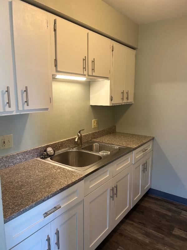 Apartment for rent at 616 S Main St, Shreve, OH 44676