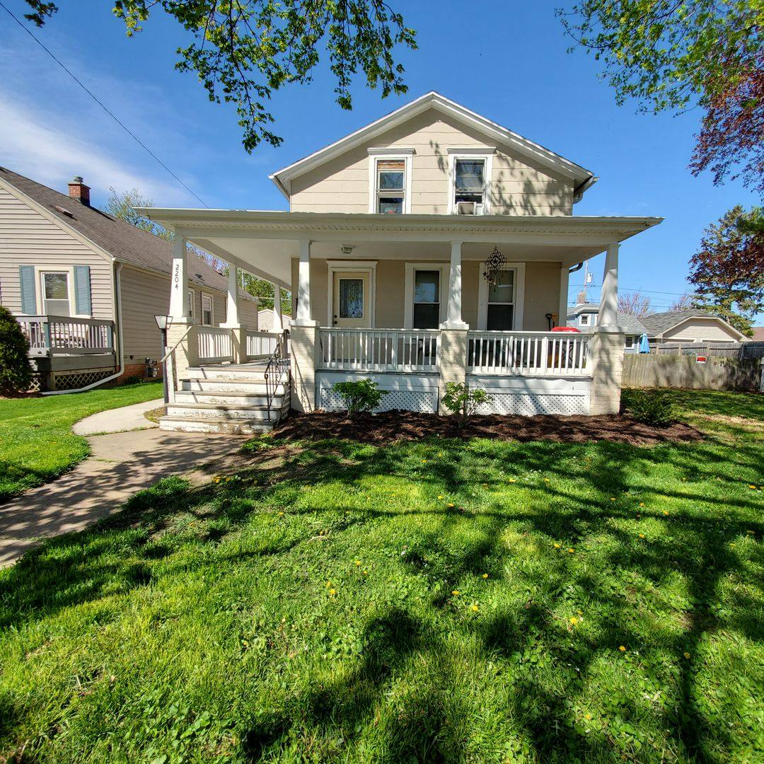 Apartment for rent at 2204 St Clair, Racine, WI 53402