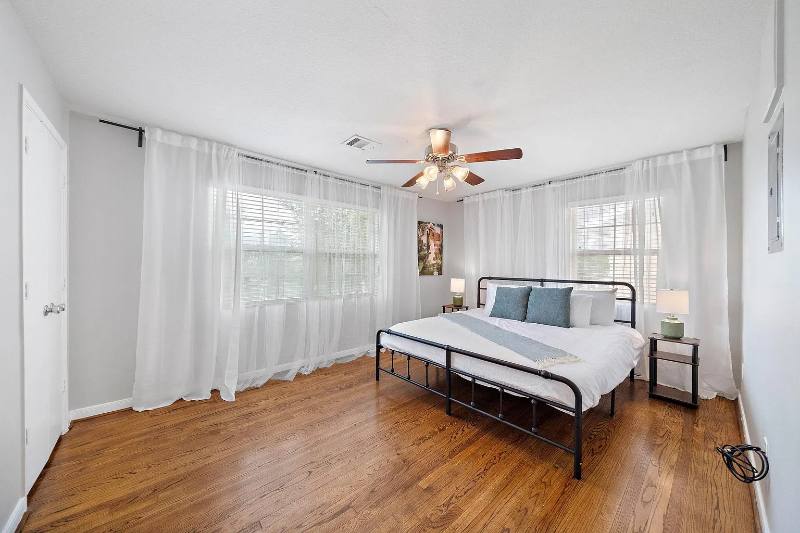 Apartment for rent at 3237 Rosedale St, Houston, TX 77004