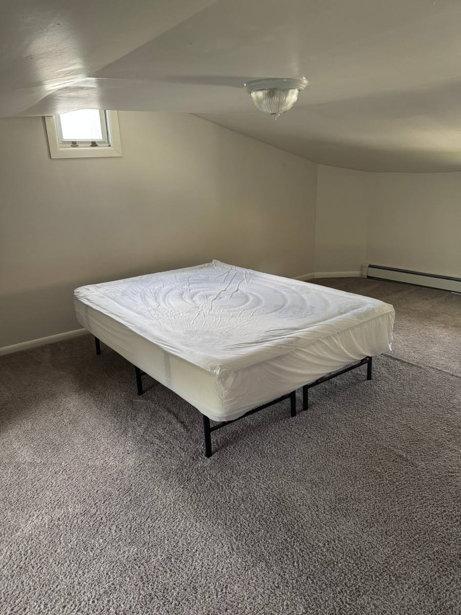 Apartment for rent at 75-79 11th St, Troy, NY 12180