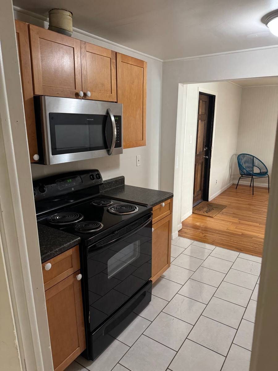 Apartment for rent at 75-79 11th St, Troy, NY 12180