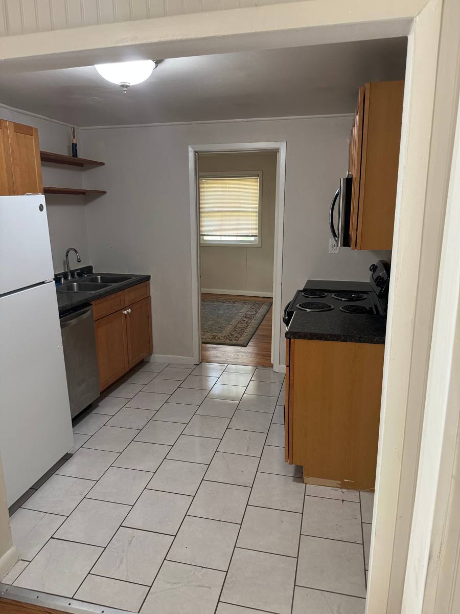 Apartment for rent at 75-79 11th St, Troy, NY 12180