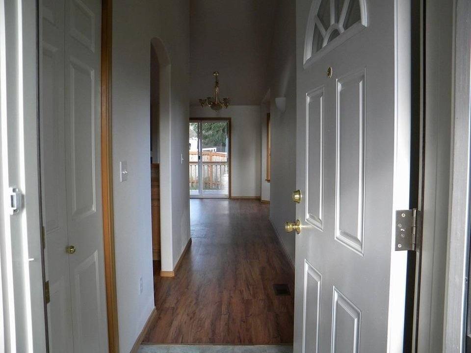 Apartment for rent at 119 107th St SW #B, Everett, WA 98204