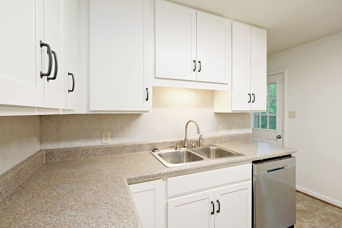 House for rent at 140 W Park Dr, Charlottesville, VA 22901