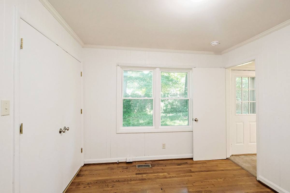 House for rent at 140 W Park Dr, Charlottesville, VA 22901