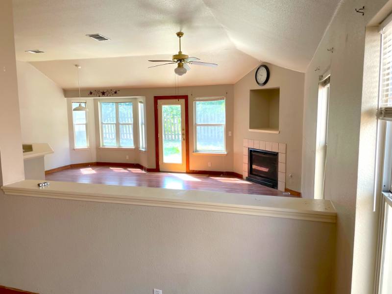 House for rent at 218 Sunshadow Dr, Lockhart, TX 78644