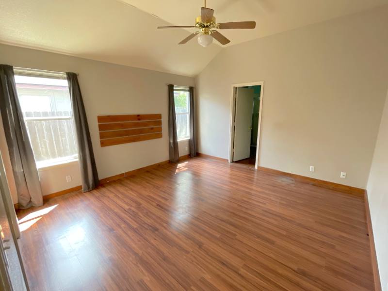 House for rent at 218 Sunshadow Dr, Lockhart, TX 78644