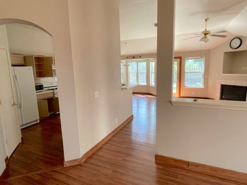 House for rent at 218 Sunshadow Dr, Lockhart, TX 78644