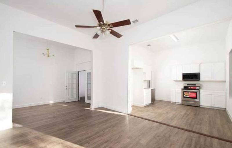 Apartment for rent at 2120 Monterey St #102, San Antonio, TX 78207