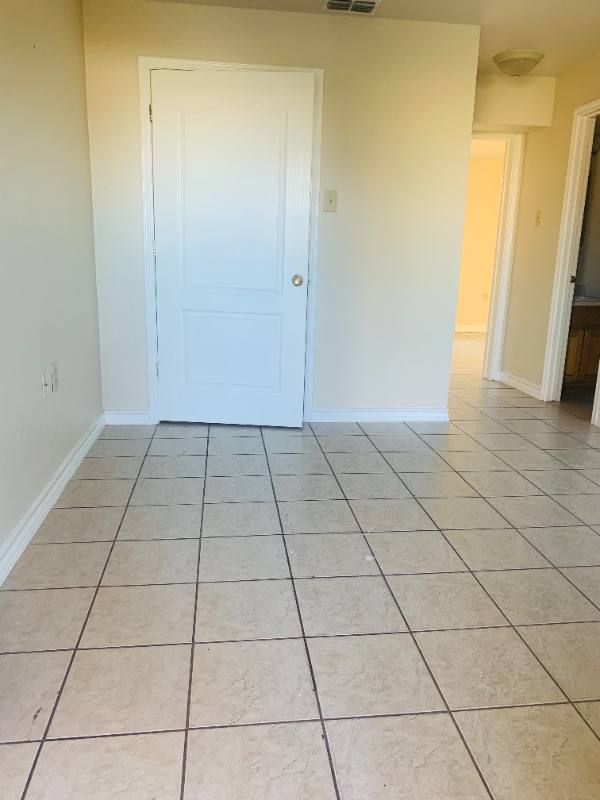 3414 Weeping Willow St, Laredo, TX 78043 - Apartment for Rent - Image 3