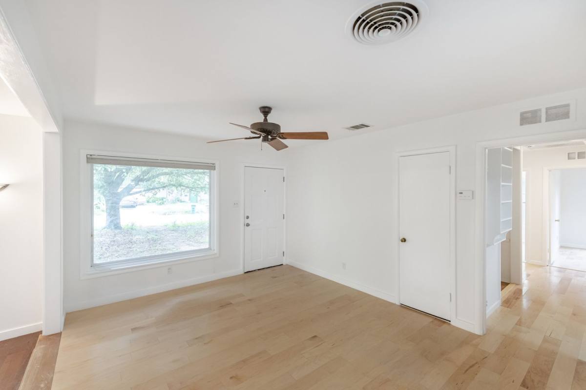 House for rent at 6202 Peggy St, Austin, TX 78723