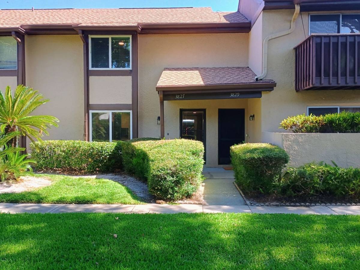 Townhouse for rent at 3827 Pine Cone Circle, Clearwater, FL 33760