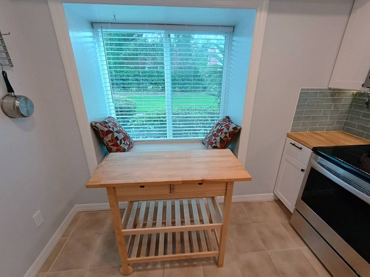 Townhouse for rent at 3827 Pine Cone Circle, Clearwater, FL 33760