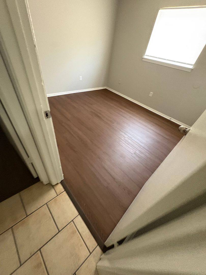Townhouse for rent at 1857 S Perkins Rd, Memphis, TN 38117