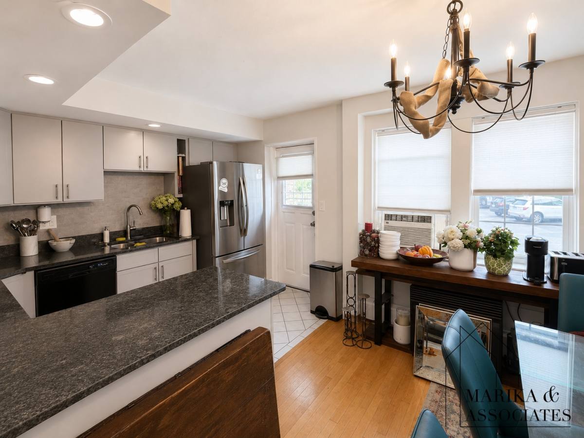 Apartment for rent at 17 Hammond Pond Parkway #1, Chestnut Hill, MA 02467