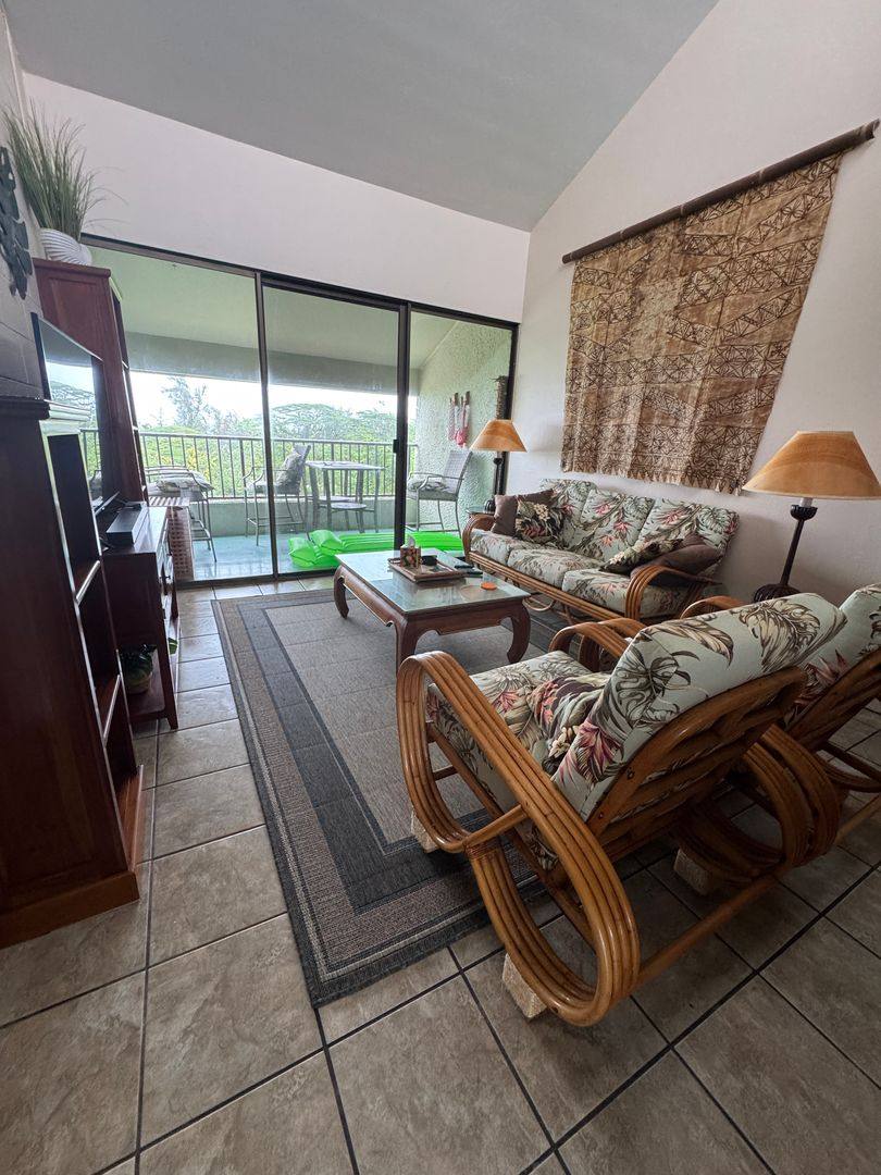 Condo for rent at 1875 Kalaniana'ole St, Hilo, HI 96720