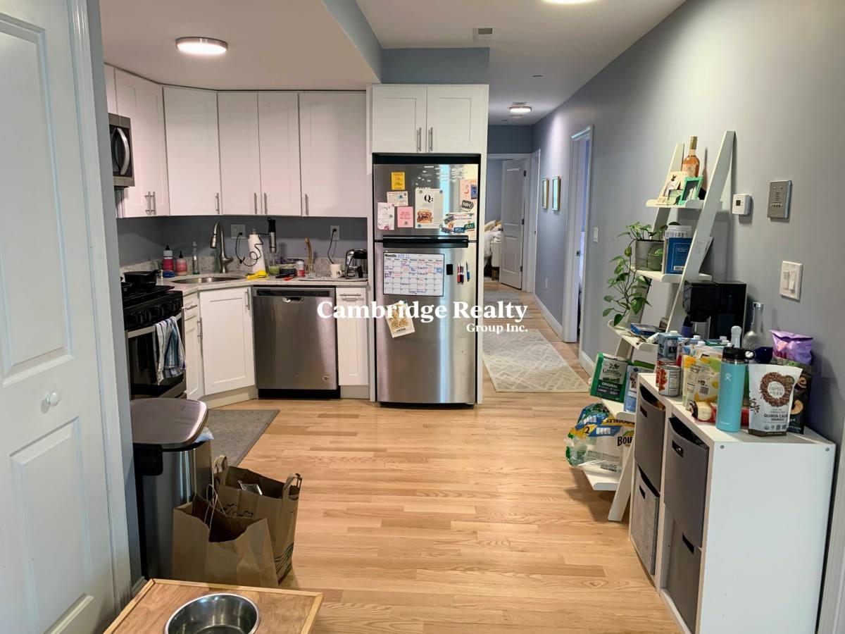 Apartment for rent at 91 Munroe St #2, Somerville, MA 02143