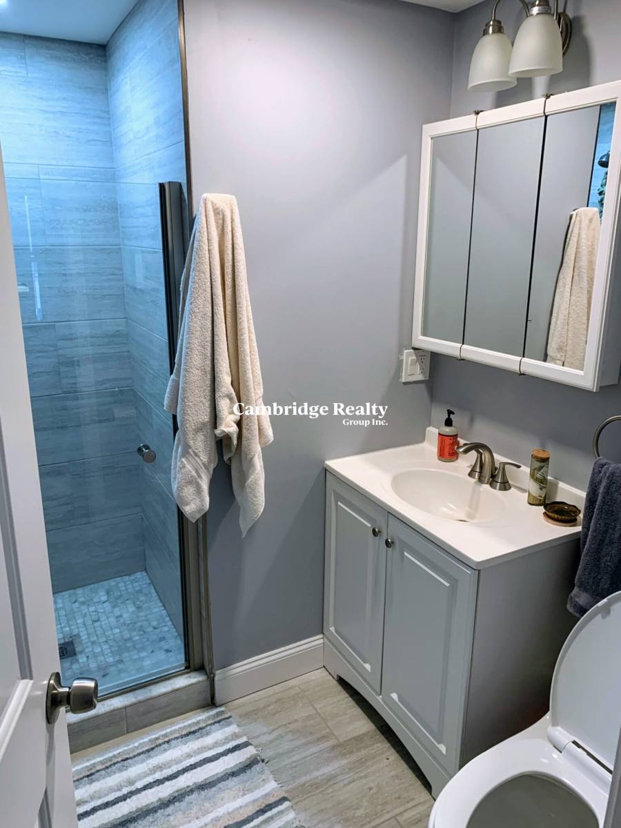 Apartment for rent at 91 Munroe St #2, Somerville, MA 02143