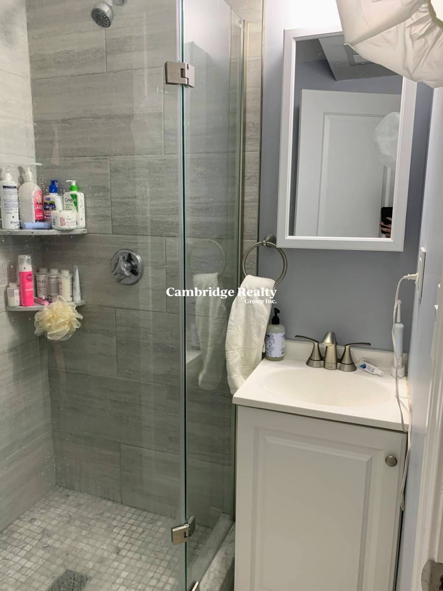 Apartment for rent at 91 Munroe St #2, Somerville, MA 02143