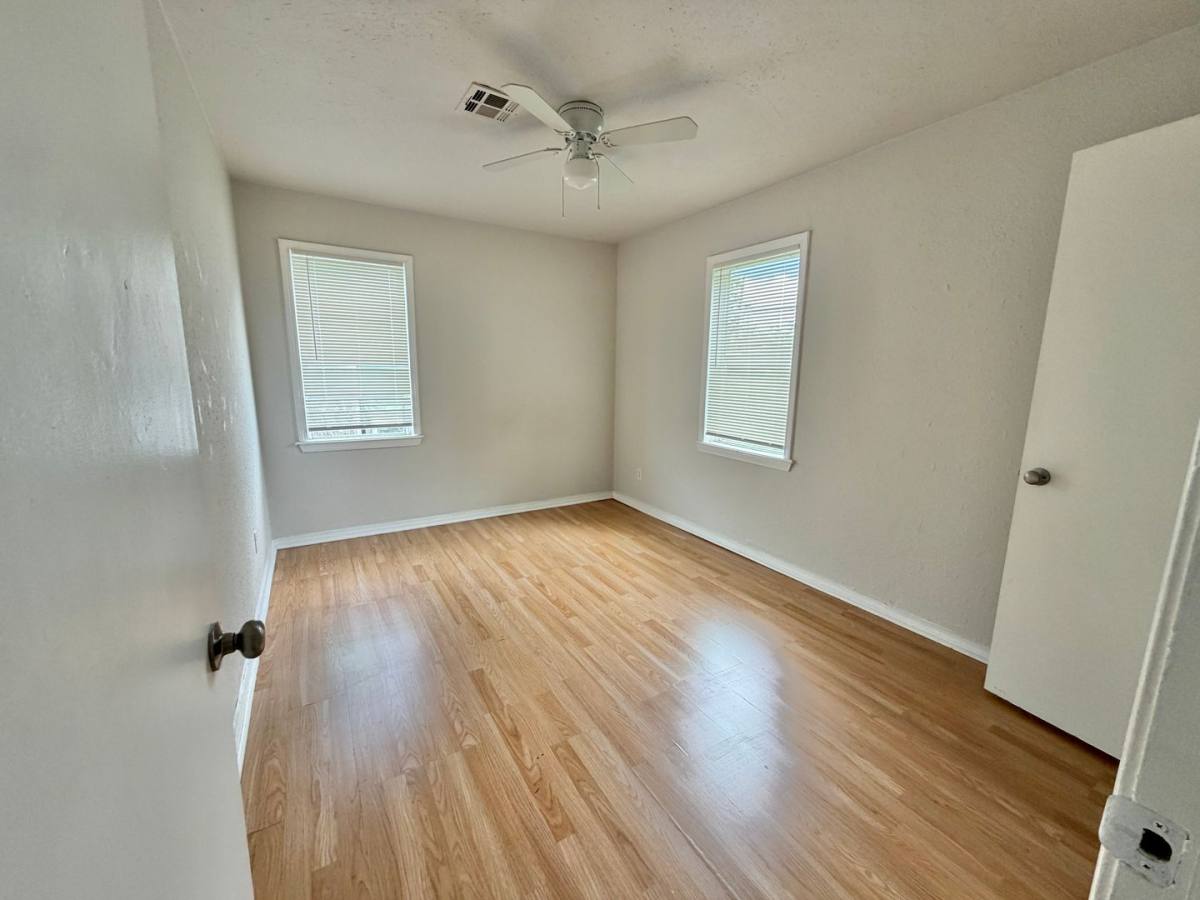 House for rent at 3212 NE 15th St, Oklahoma City, OK 73117