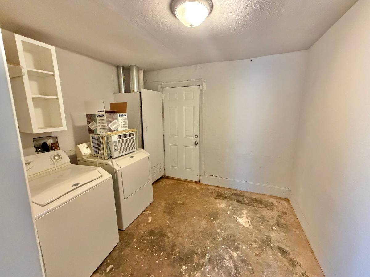 House for rent at 3212 NE 15th St, Oklahoma City, OK 73117