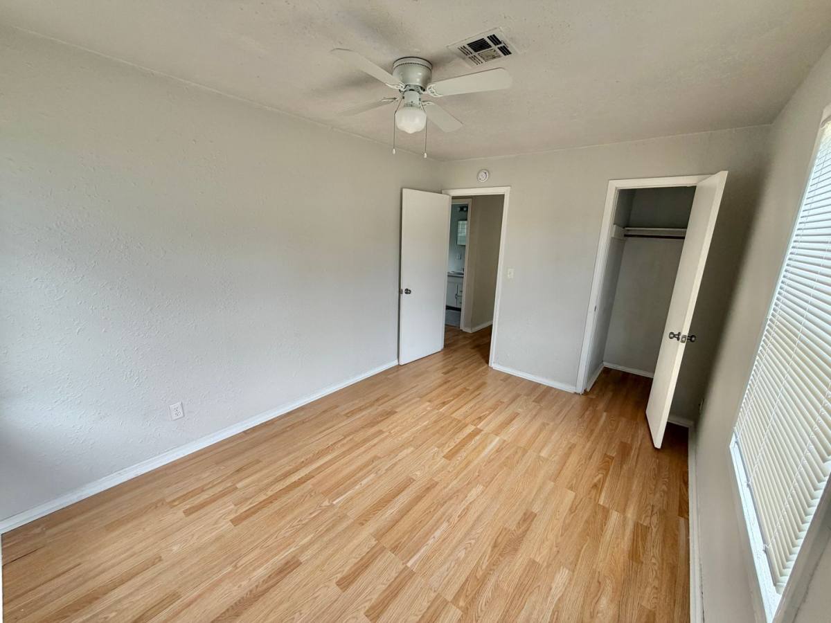 House for rent at 3212 NE 15th St, Oklahoma City, OK 73117
