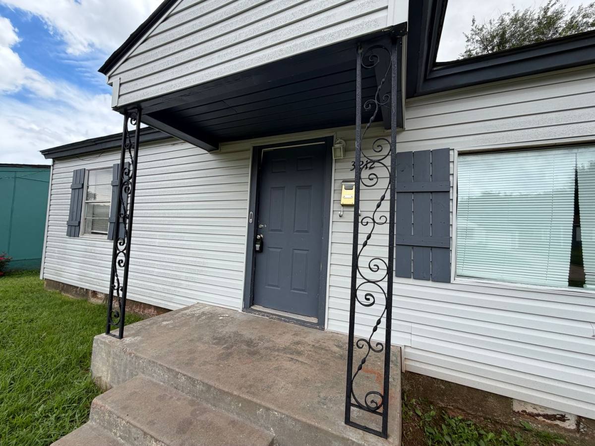 House for rent at 3212 NE 15th St, Oklahoma City, OK 73117