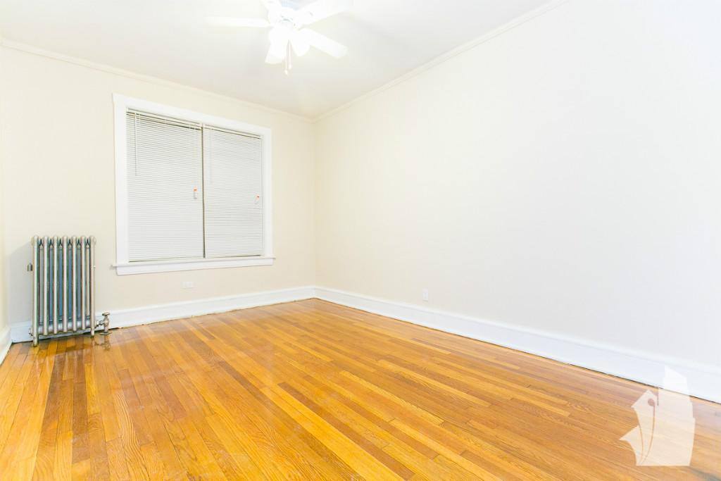 Apartment for rent at 1607 W Berteau Ave #2, Chicago, IL 60613