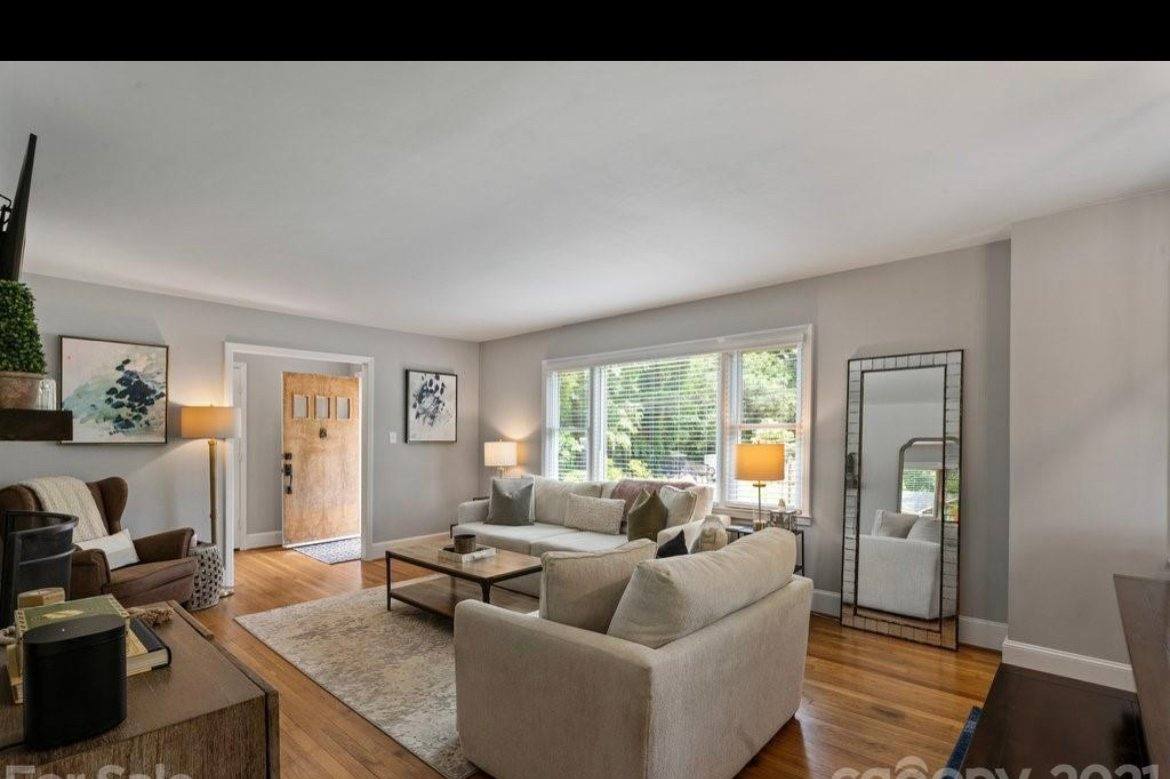 House for rent at 4326 Castleton Rd, Charlotte, NC 28211