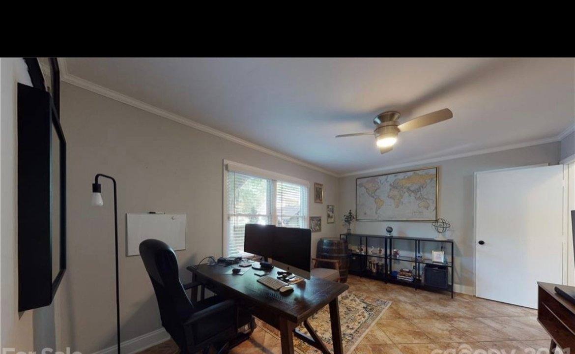 House for rent at 4326 Castleton Rd, Charlotte, NC 28211
