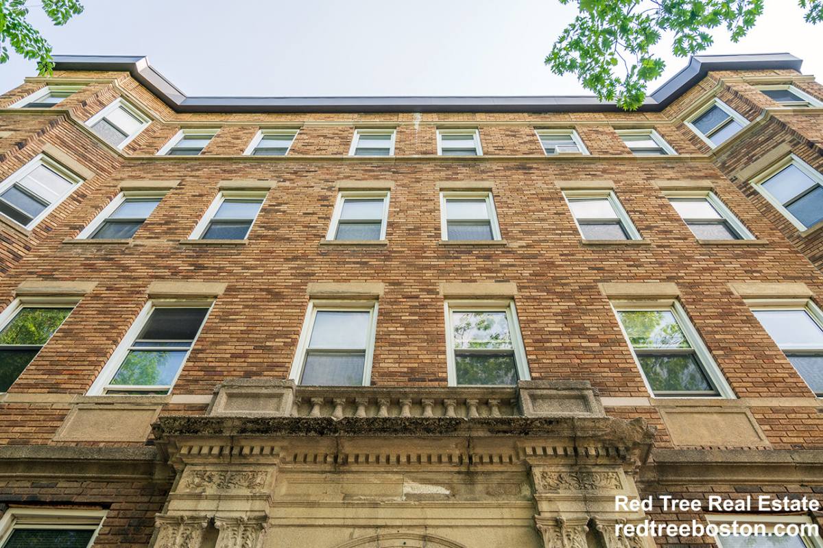 Apartment for rent at 191 Park Dr #23, Boston, MA 02215