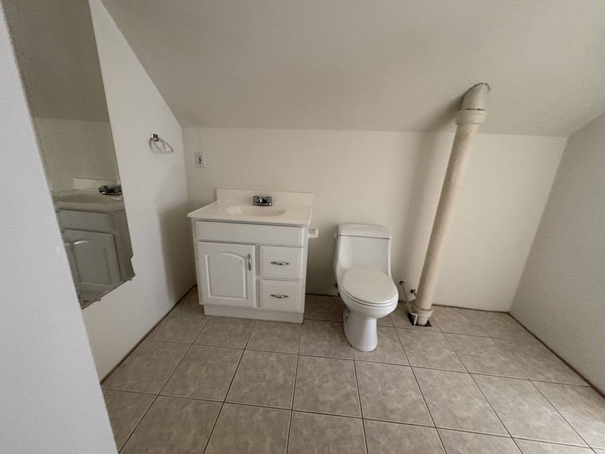 Townhouse for rent at 90 Wilson St, North Billerica, MA 01862