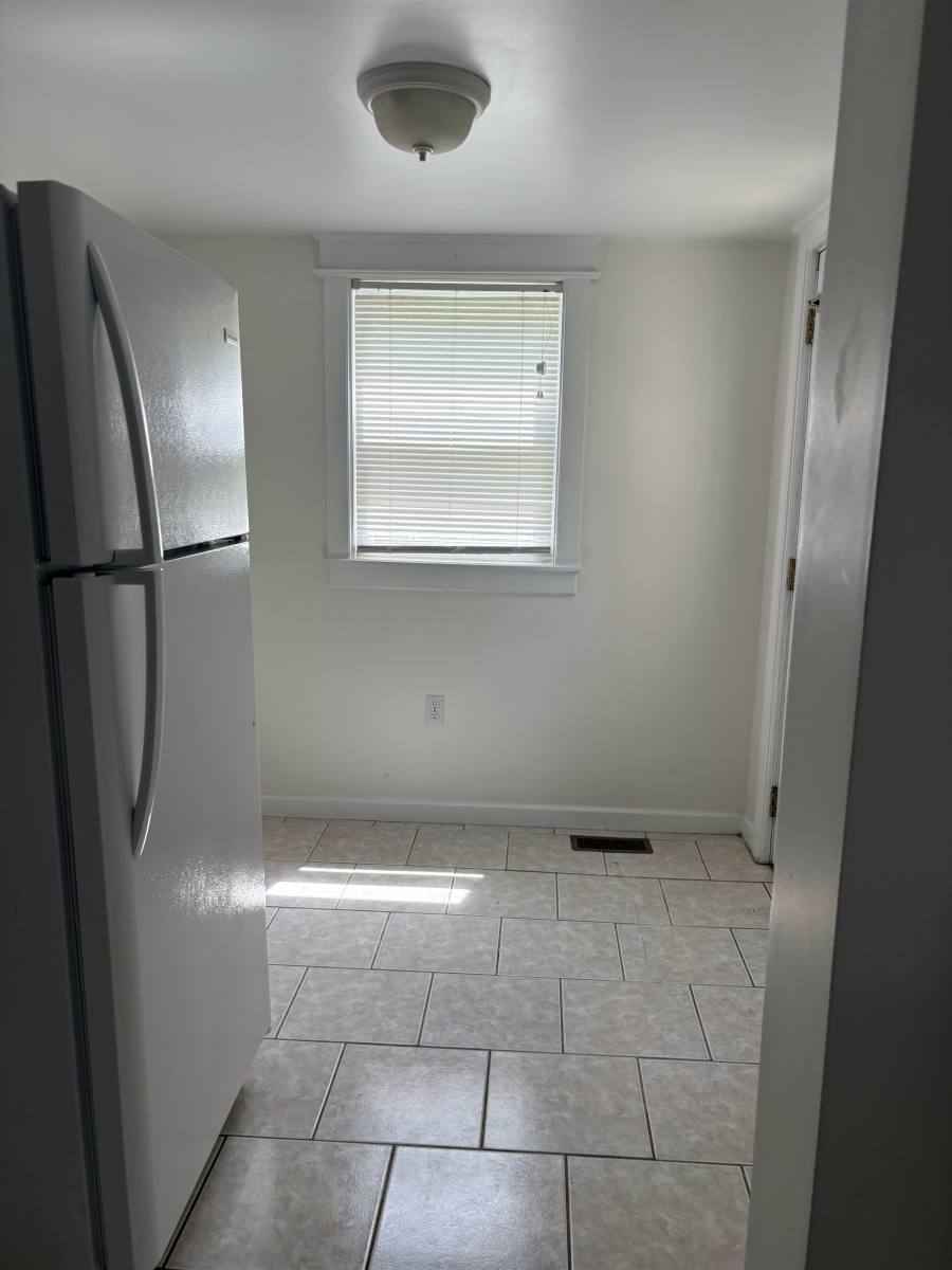 Townhouse for rent at 90 Wilson St, North Billerica, MA 01862