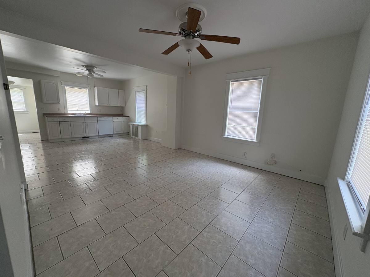 Townhouse for rent at 90 Wilson St, North Billerica, MA 01862