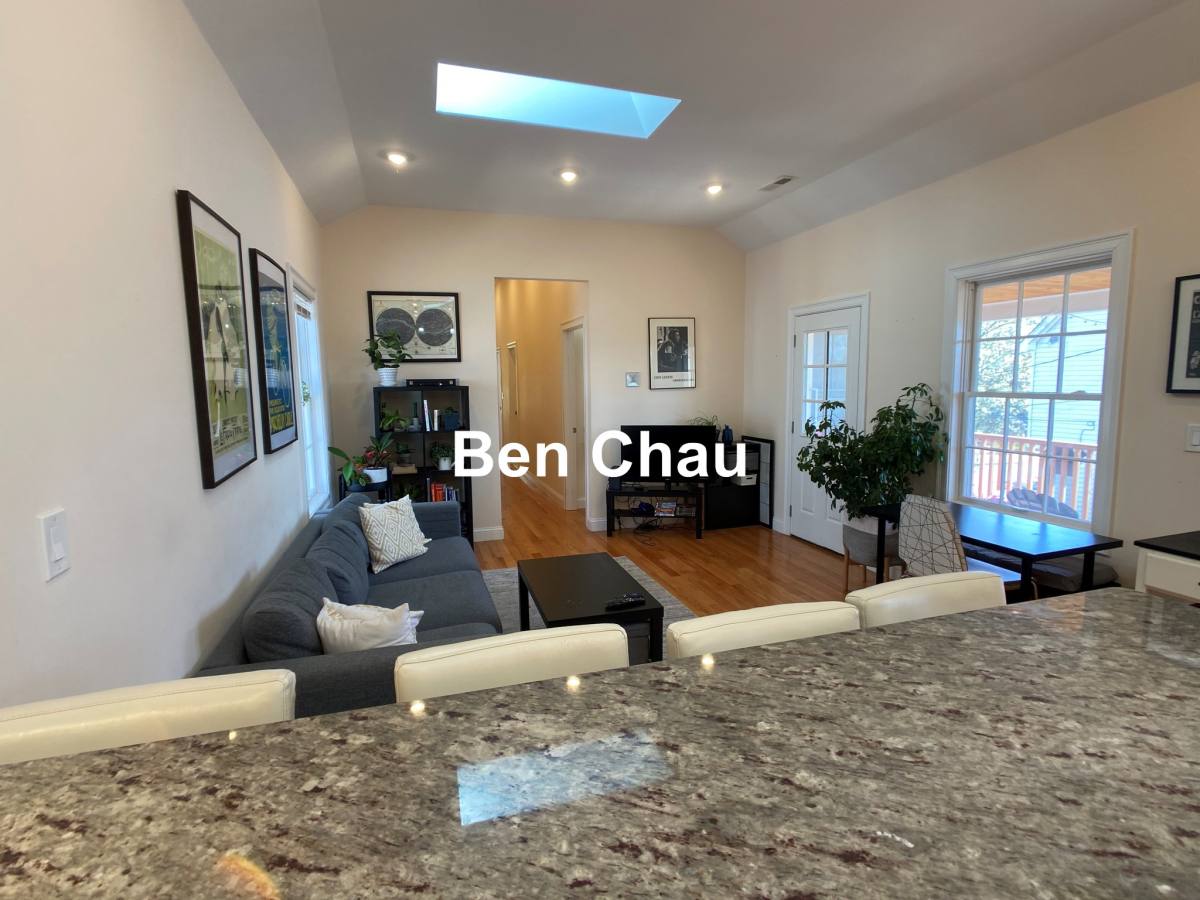 House for rent at 14 Flint St #2B, Somerville, MA 02145