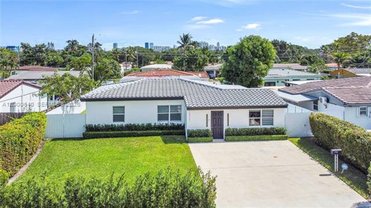 House for rent at 18361 NE 20th Place, Miami, FL 33179