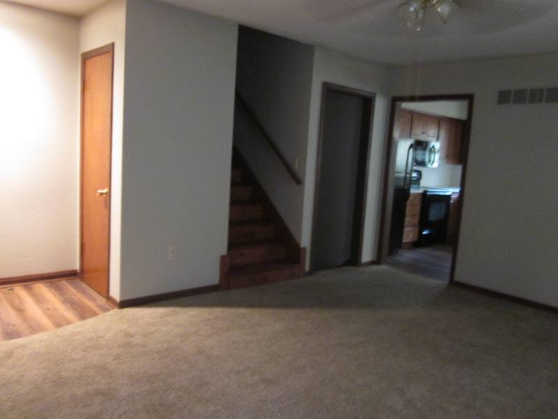 House for rent at 427 S Cardinal Dr, Olathe, KS 66062