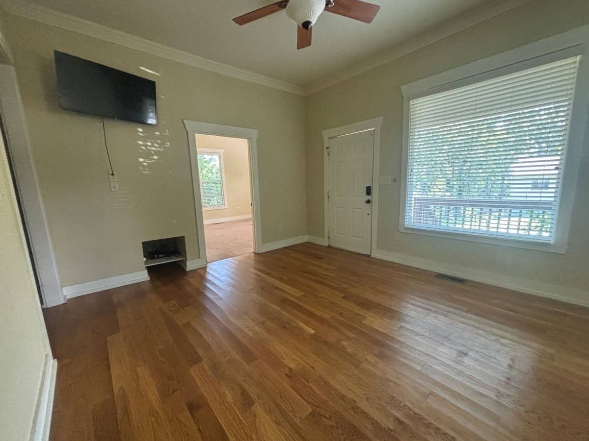 House for rent at 320 S Oak St, Little Rock, AR 72205