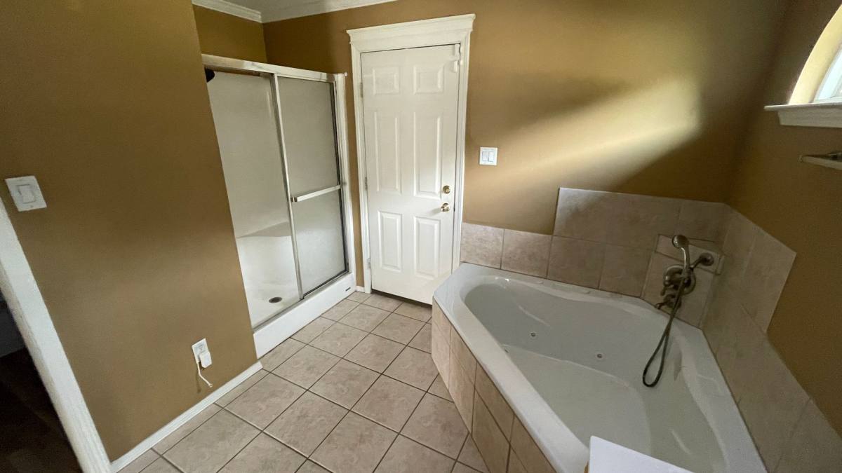 House for rent at 13823 Harold Dr, Alexander, AR 72002